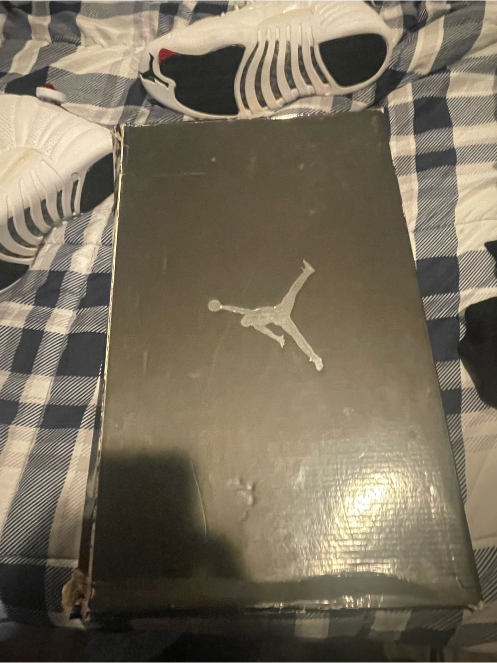 Nike Men’s Air Jordan 12 Rising Sun 2009 Size 12 Deadstock - Picture 10 of 11
